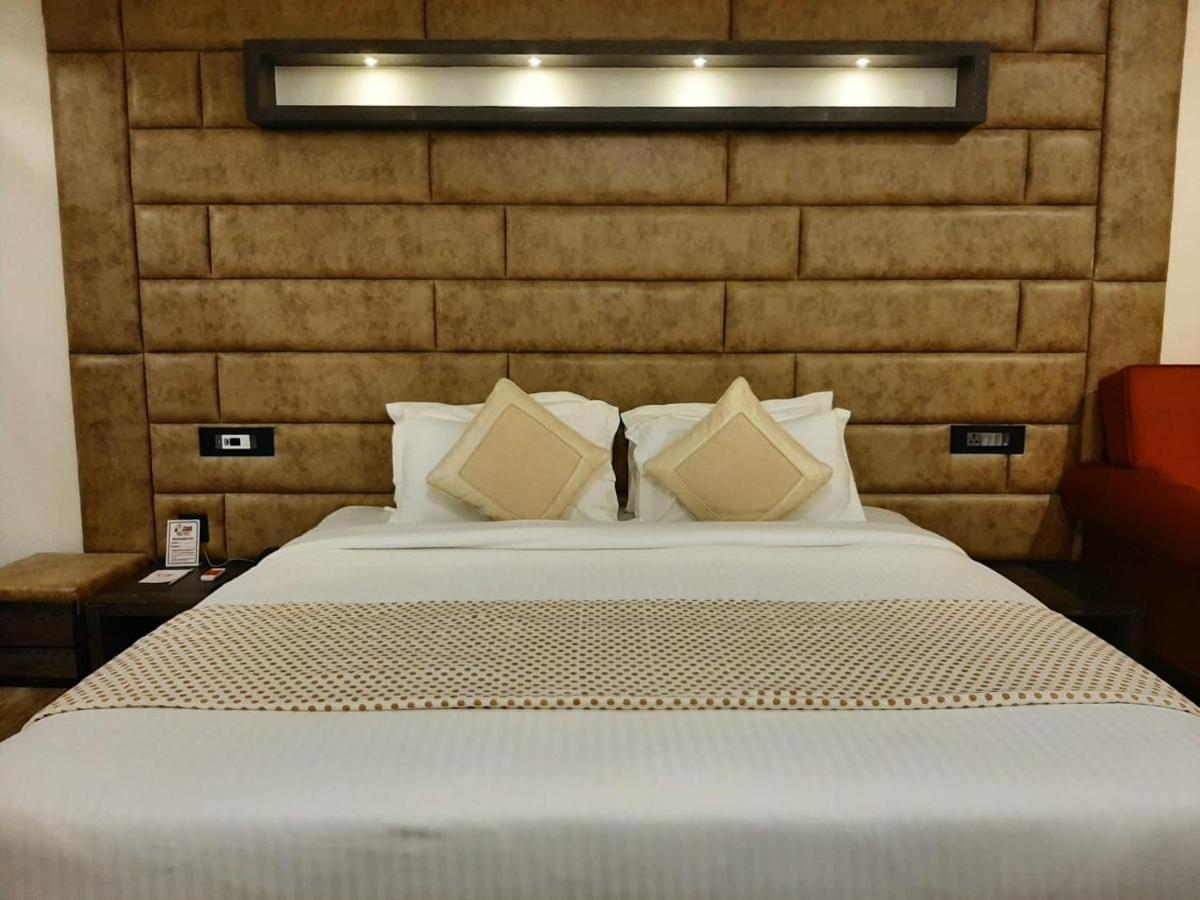 Park Avenue And Resorts Sikar Zewnętrze zdjęcie