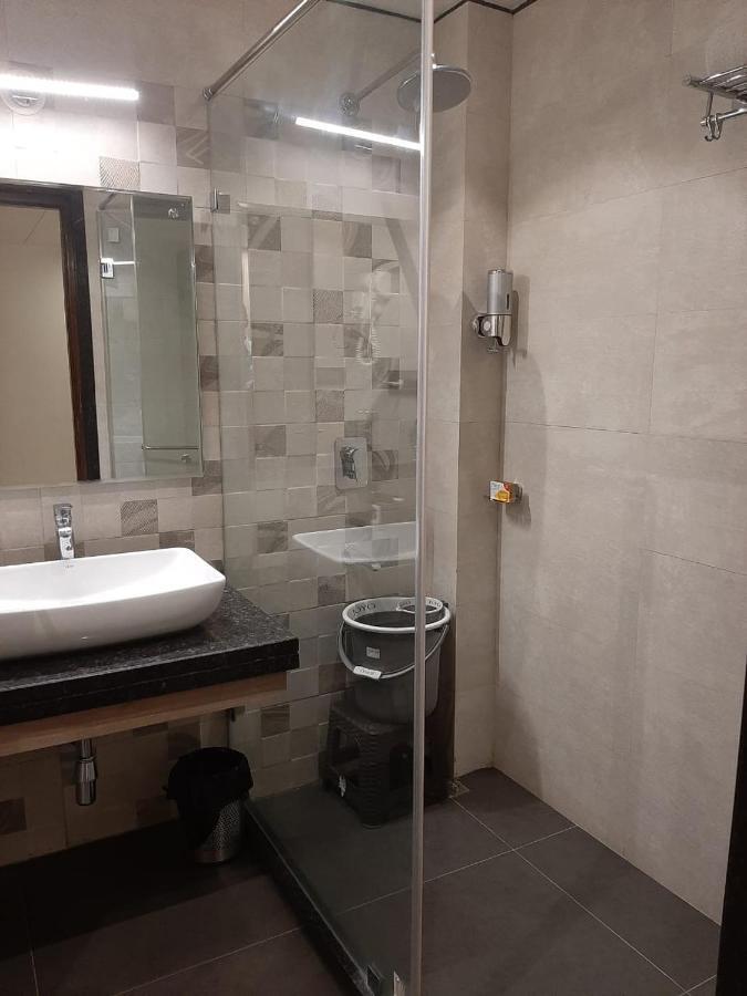 Park Avenue And Resorts Sikar Zewnętrze zdjęcie